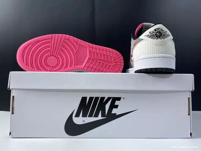Reps LUCY CW0418-006 Year 1 Retro Low New Chinese (2020) Jordan 0608